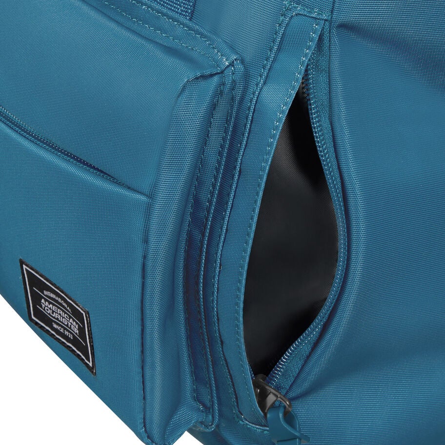 American Tourister Urban Groove Sac &agrave; Dos in the color Stone Blue. image number 7